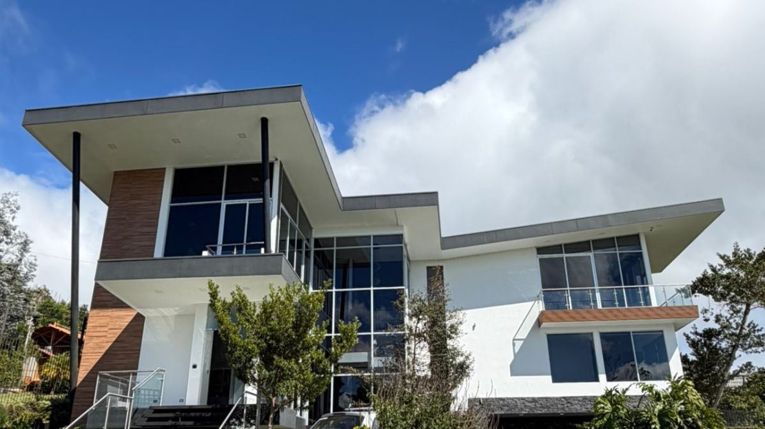 Exclusive Three-Story Luxury Residence in a Prime Location