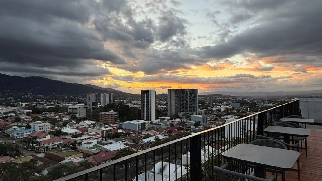 La Sabana – 1 Bedroom with Exclusive Rooftop.