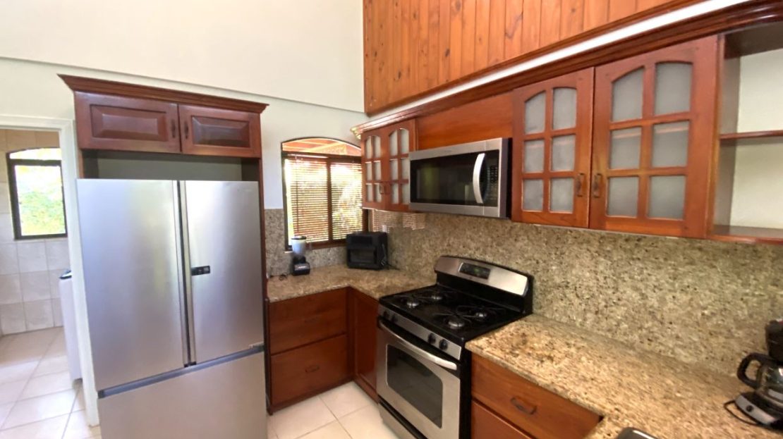 Move-In-Ready  3 bedroom Bungalow in the Heart of Ojochal