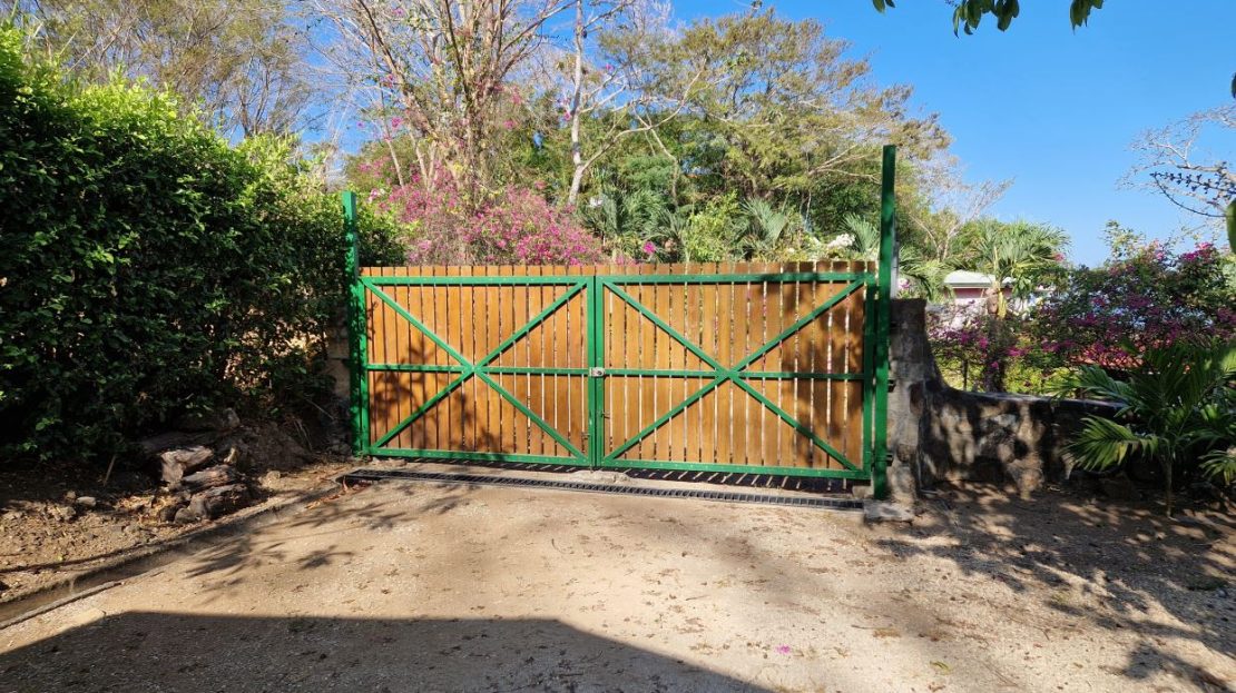 Residential Property in Playa Naranjo - Ocean View and Two Houses