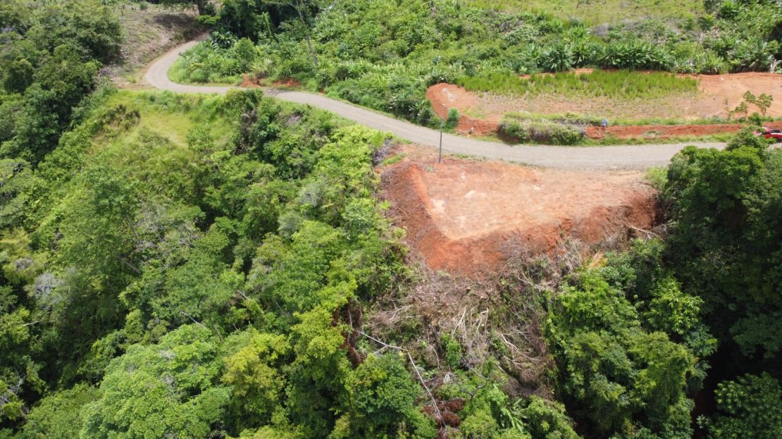 Gorgeous ocean view lot