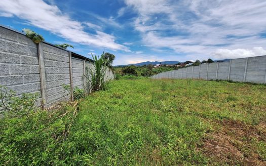 Opportunity Lot for Sale in Grecia, Alajuela
