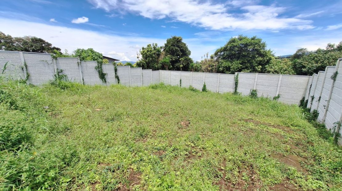 Opportunity Lot for Sale in Grecia