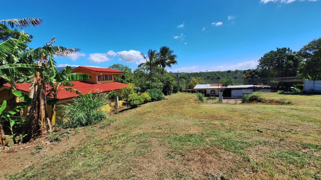 Beautiful land for sale Poas