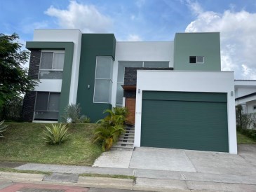 Luxury furnished house on rent in Grecia , Costa Rica