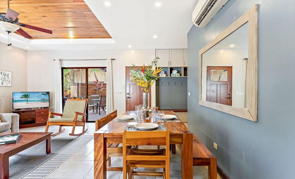 Casa Ela #4 ~ Spacious 2 Bedroom Villa Walking Distance to Tamarindo Beach