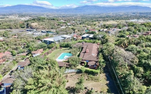 Venetian Oasis Estate