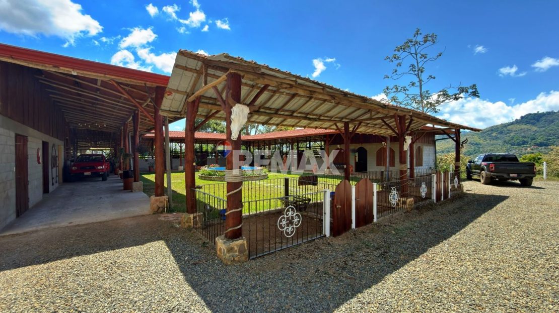 Ranch for Sale: Ready to Own Your Slice of Costa Rica?