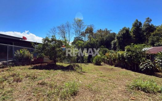 For sale development ready 672 m² lot in the high growth zone of Santa Elena – Perez Zeledon