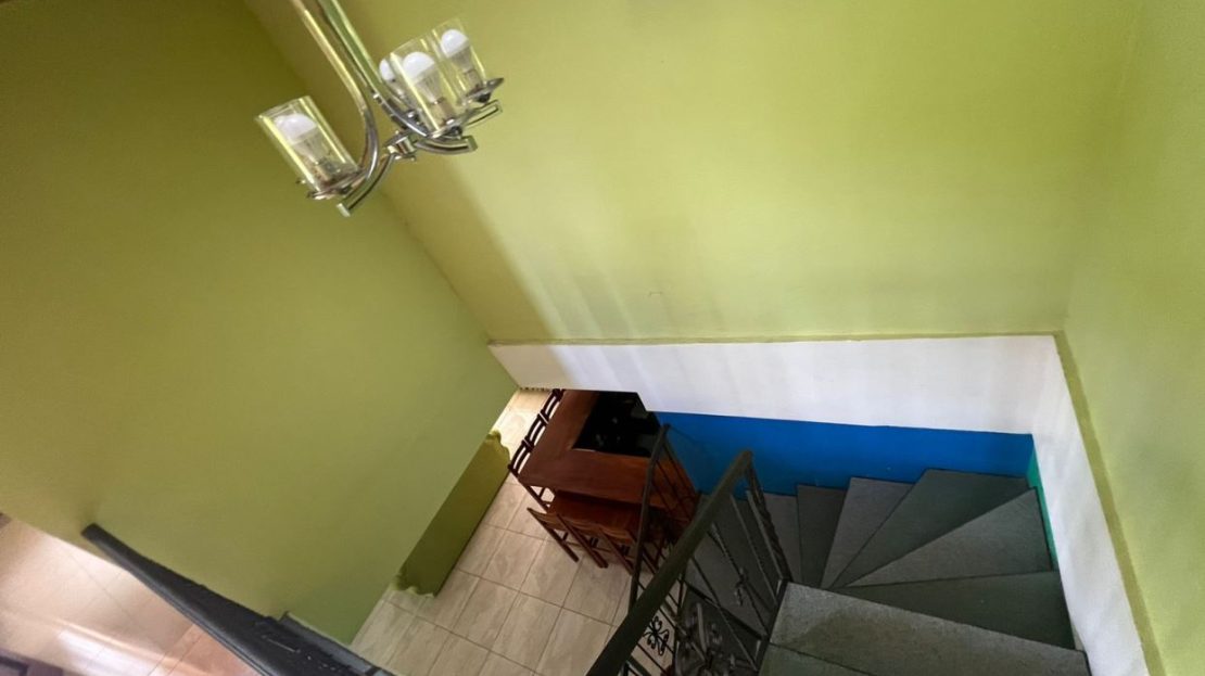 Venta in Acosta. Large house in the mountains. 4 rooms