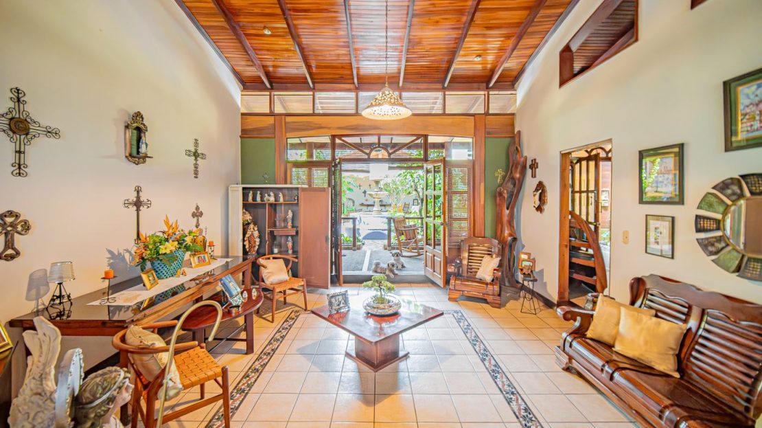 Costa Rica Real Estate