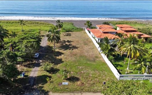 Beachfront Property for Sale in Bajamar, Garabito