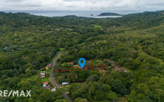 CASA DE JOE – On 2 Lots !! Guanacaste | REMAX