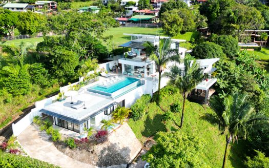 CASA SUAVE CR ESTATE – A Rare Ocean View Property with VIP Loft for Sale in Samara Guanacaste | REMAX