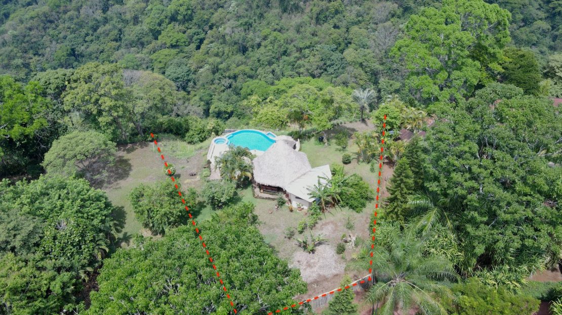 000 m² Estate with Infinity Pool and Canyon Views in Naranjo