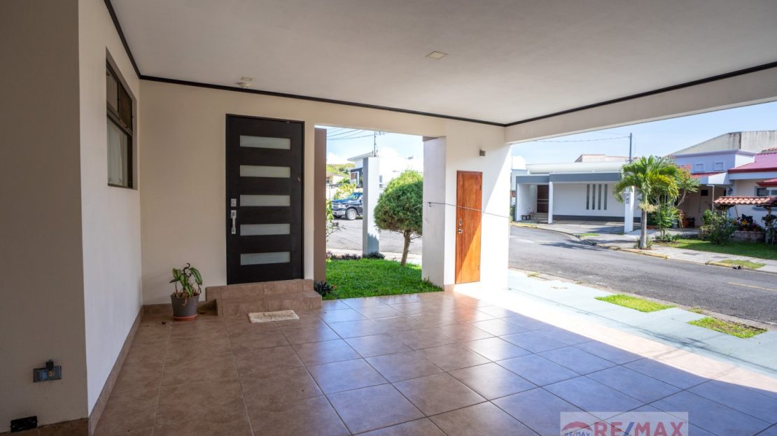 Costa Rica Real Estate