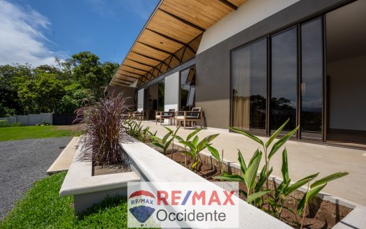 LUXURY NEW FURNISHED HOUSE FOR SALE IN PALMARES.