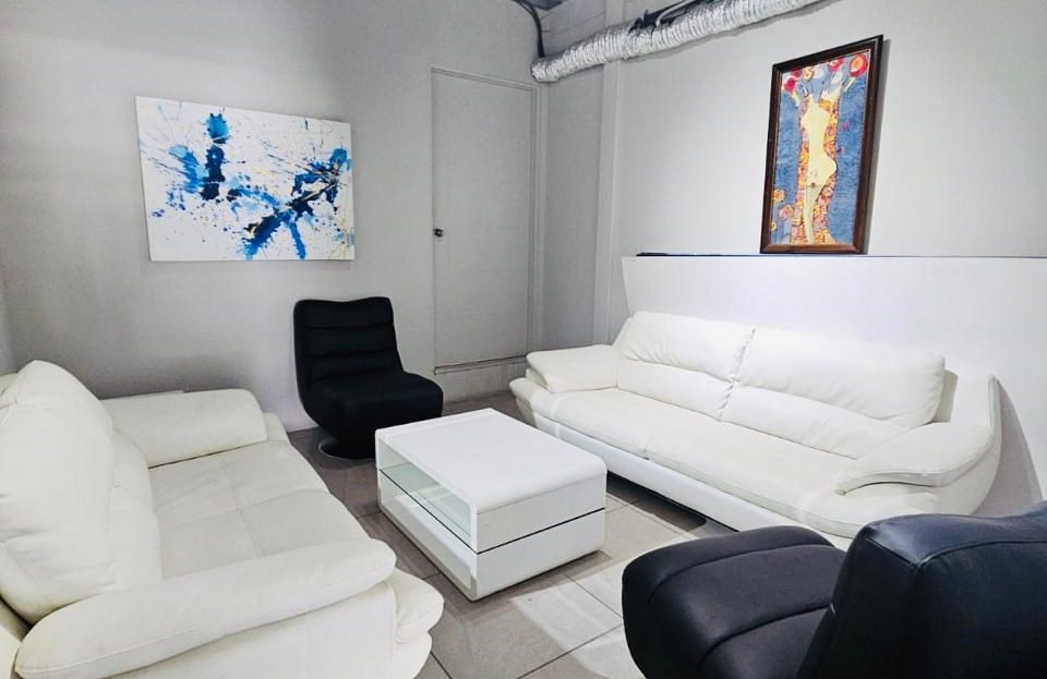 Lindora Commercial Park