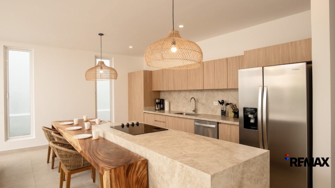 Garabito Central Pacific Costa Rica>Hermosa Beach For Sale 106184 | RE/MAX Costa Rica Real Estate
