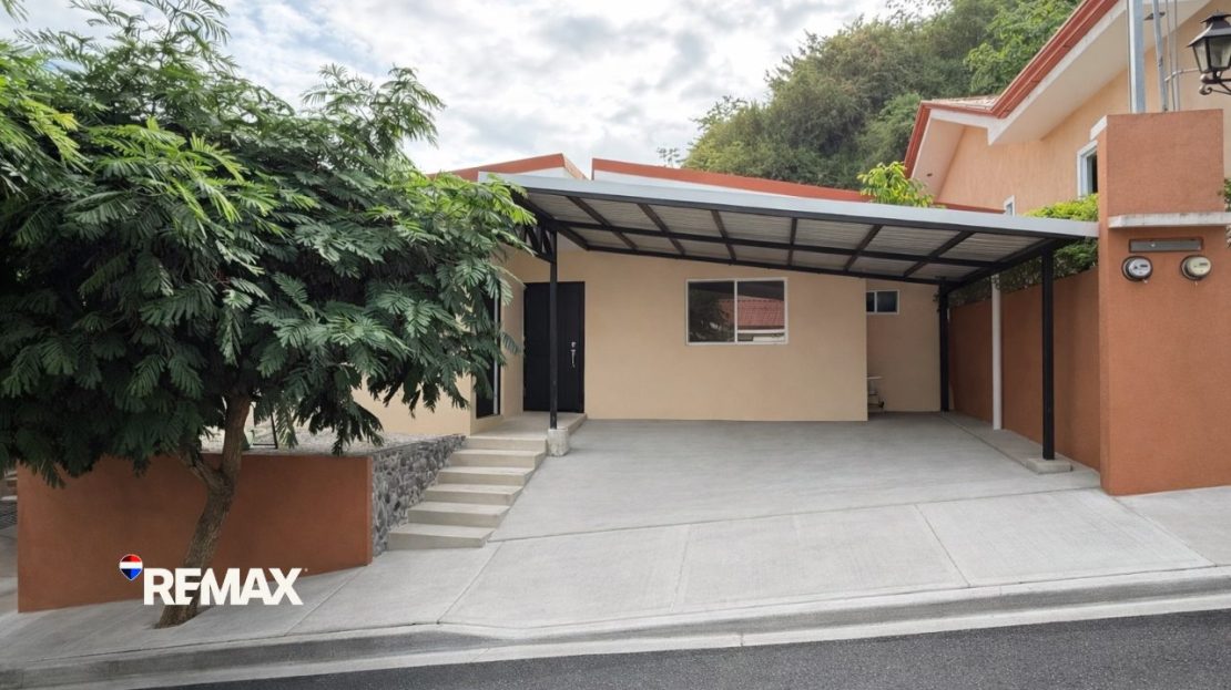 Garabito Central Pacific Costa Rica>Jaco For Sale 104775 | RE/MAX Costa Rica Real Estate