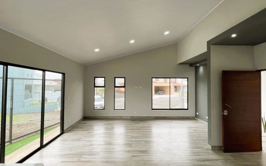 BRAND NEW HOUSE IN OTTO KOPPER RESIDENTIAL, SAN RAMON.
