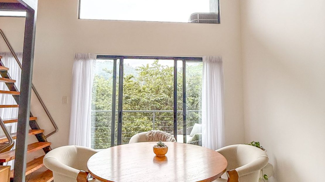 Modern fully furnished  apartment  with great views in Santa Ana