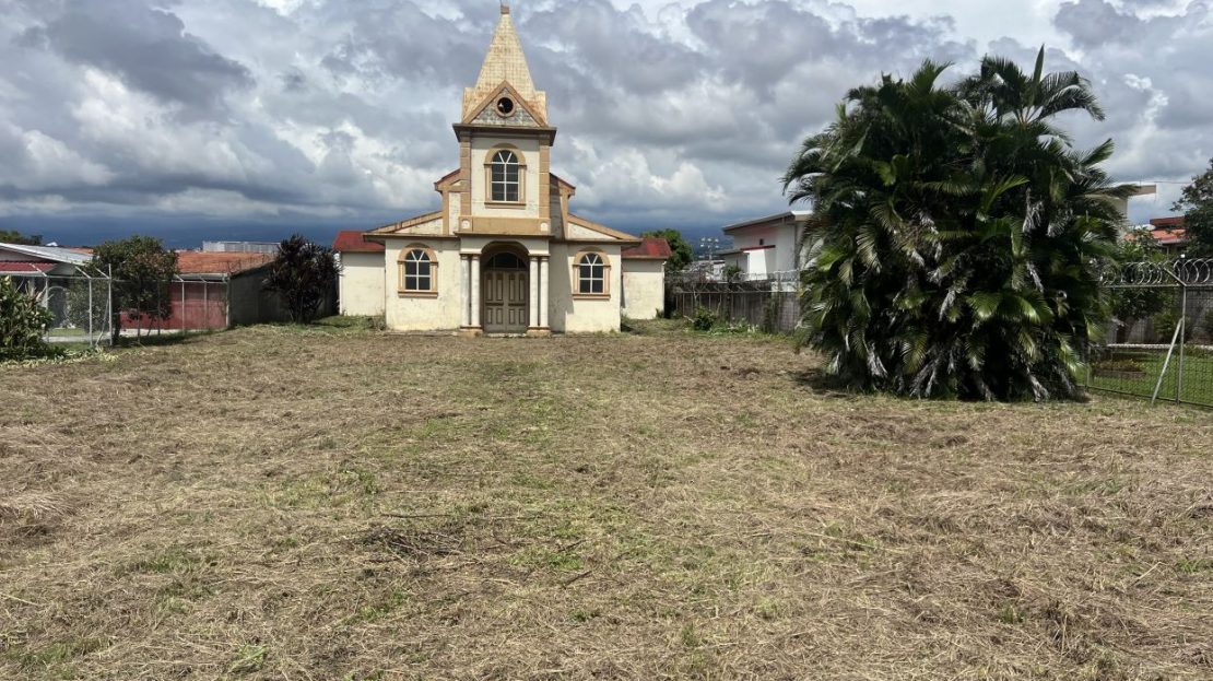 Propiedad de uso mixto en Lagunilla