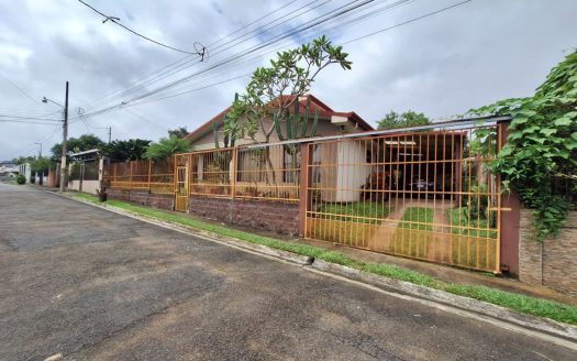 House for sale, Grecia Costa Rica