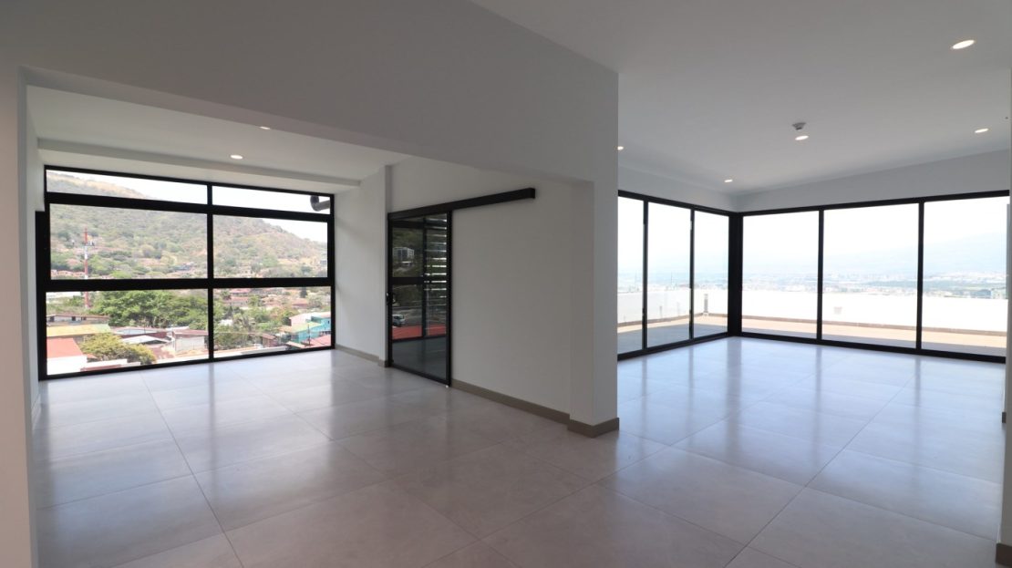LUXURY PENTHOUSE ESCAZU