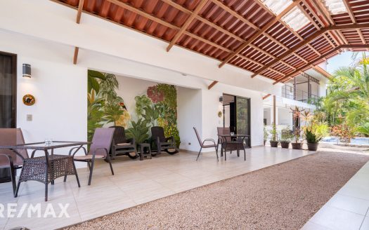 Las Perlitas – Motivated Seller in Prime Sámara Location!