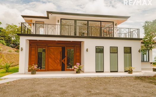 Orotina For Sale 28809 | RE/MAX Costa Rica Real Estate