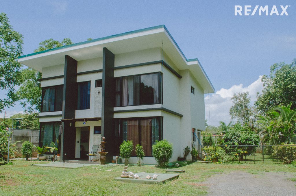 The Perfect Family Home with Pool, Storage, and Extra Living Areas