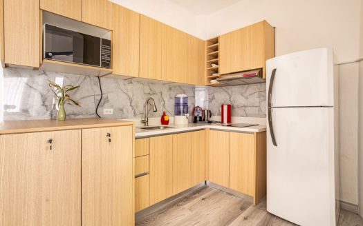 For Sale: Charming Studio Villa in Manuel Antonio Beach