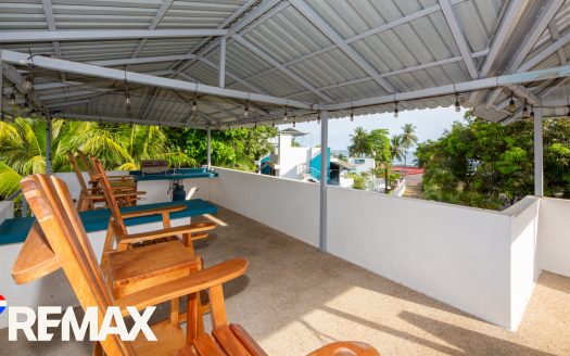 Rocamar Villa | Top Floor Unit | Rooftop Deck