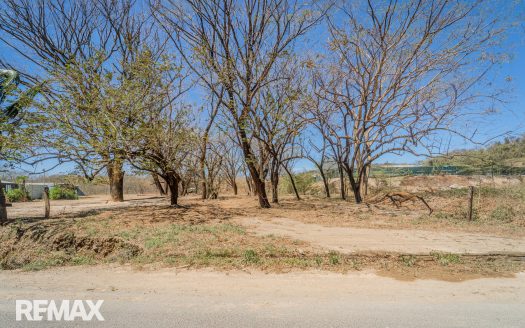 Prime Commercial Lot on Route 160 – Esperanza Intersection, Nosara