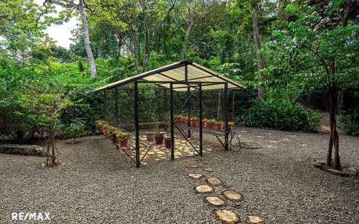 Private Ocean-View Retreat in Eco-Lagarto Community🌿🏡