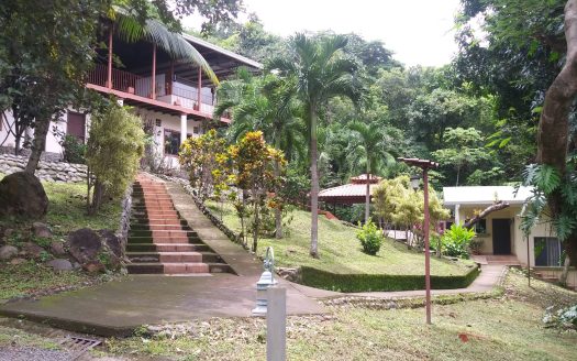 🏡 For Sale – Unique Property in Quintas Villas Adriana