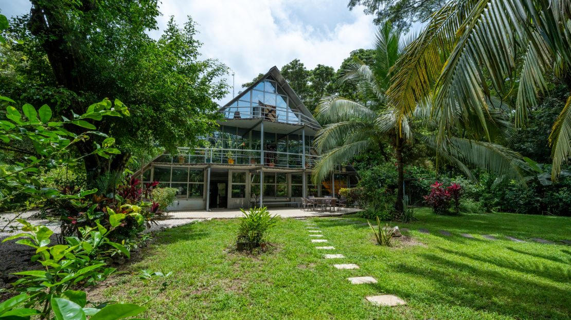 Villa Chalet Retreat Guanacaste | REMAX