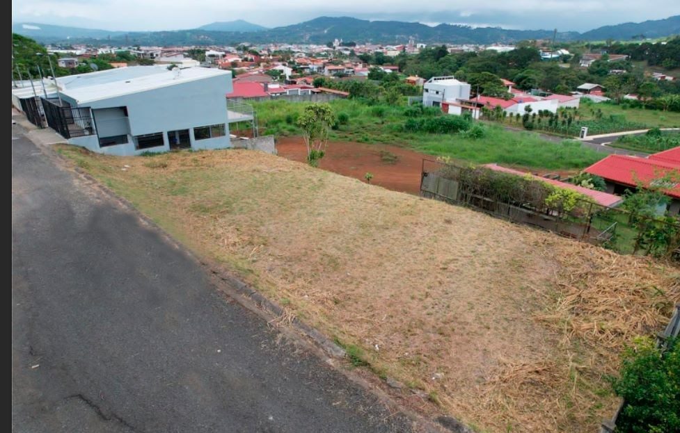 Los Tucanes Condominium Lot