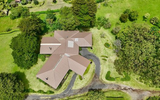 Villa de Luz for sale, your home in Heredia mountains