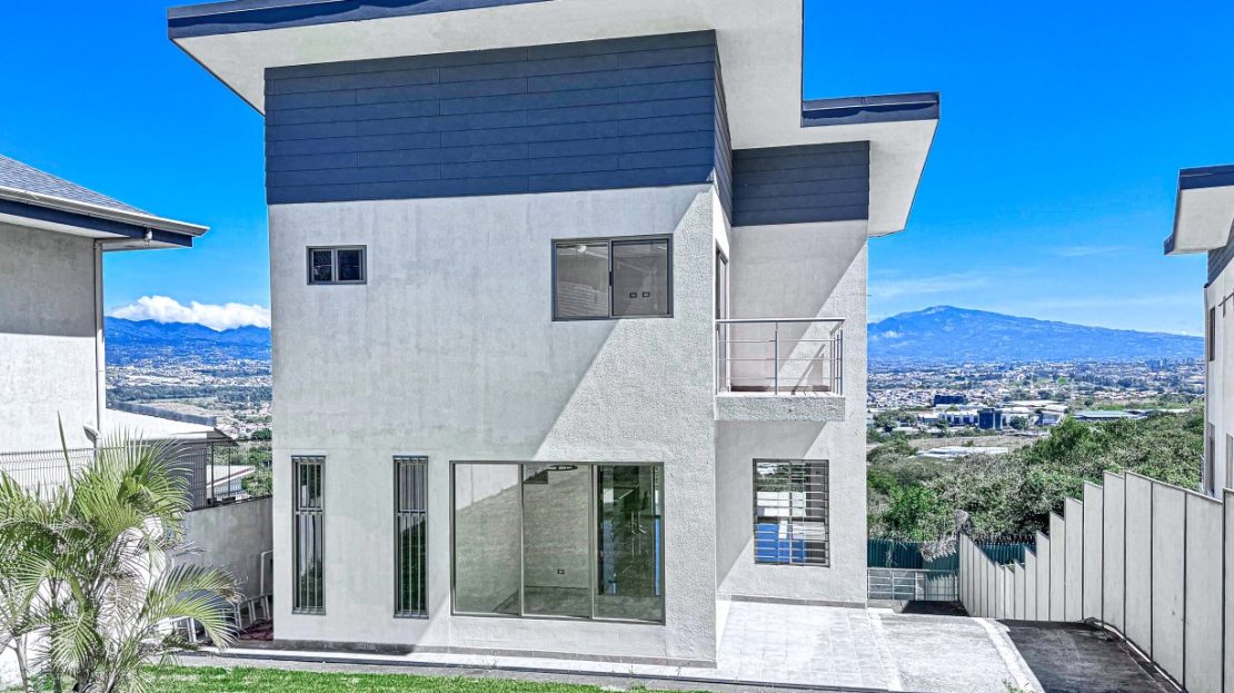 Costa Rica Real Estate