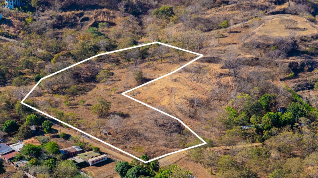 Prime Development Land of 15439m² in the Heart of Playa del Coco