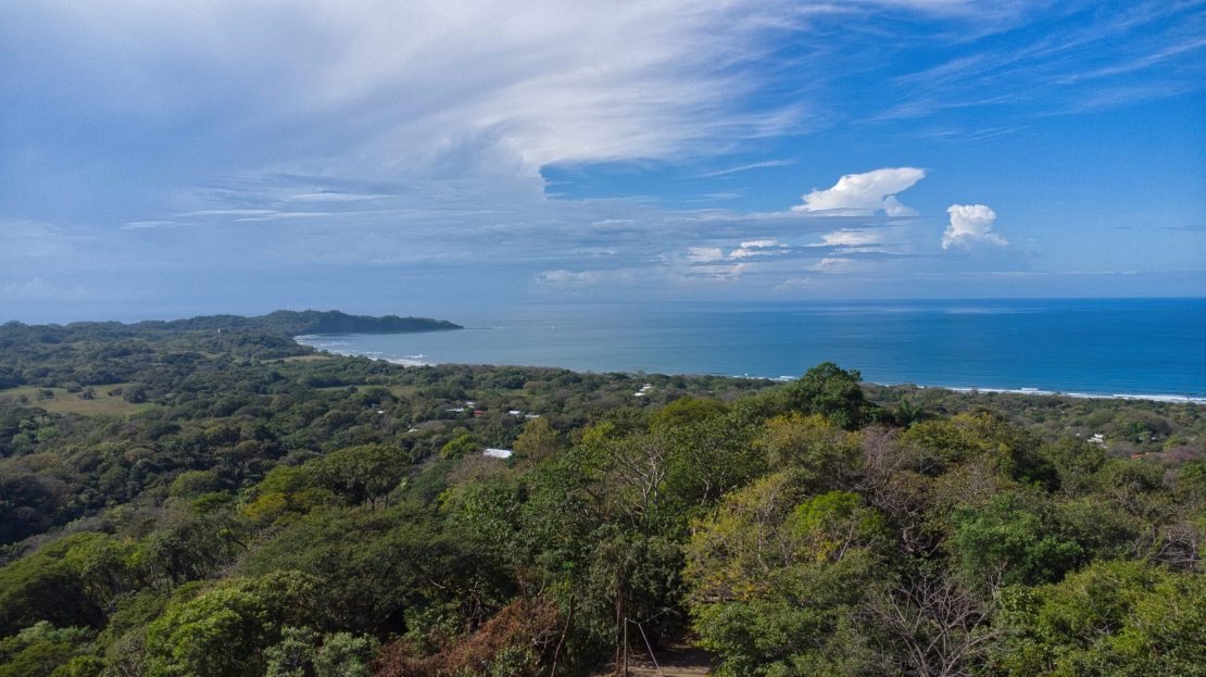 🌴 Premium Ocean View Development Lot close to Tierra Magnifica – Las Huacas