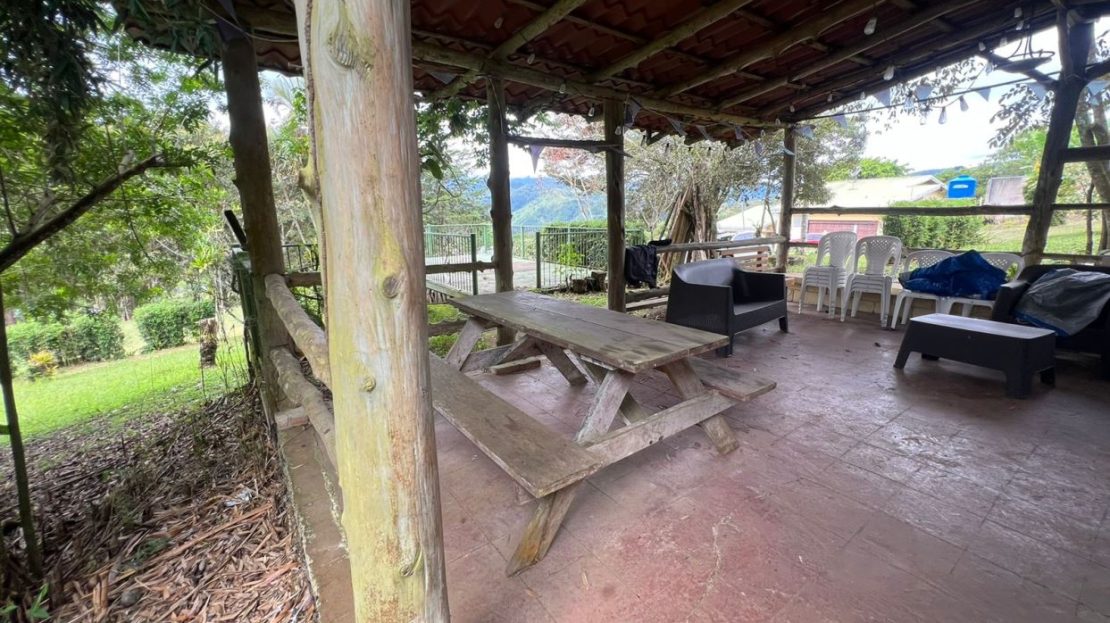 Property of 1720m2 in La Castilla