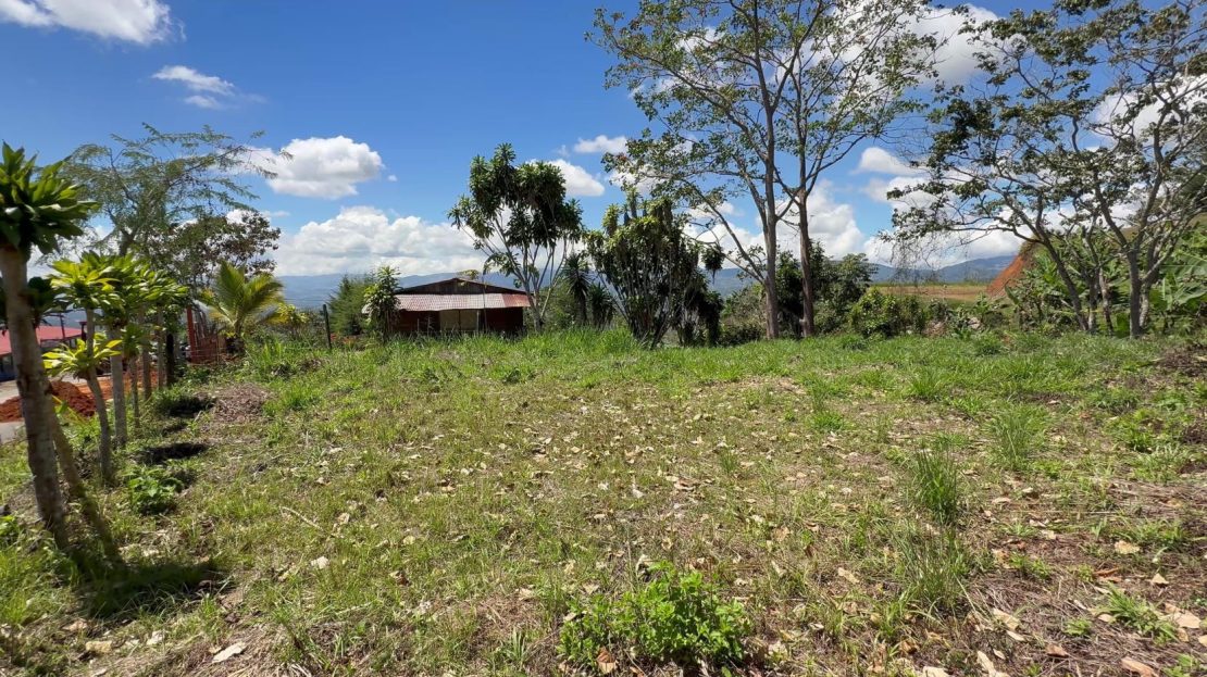 Charming Lot for Sale in Miravalles Perez Zeledon