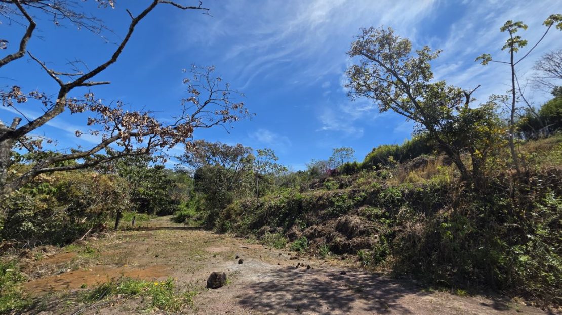 603.74 ft²  (3.1 acres)  | Location