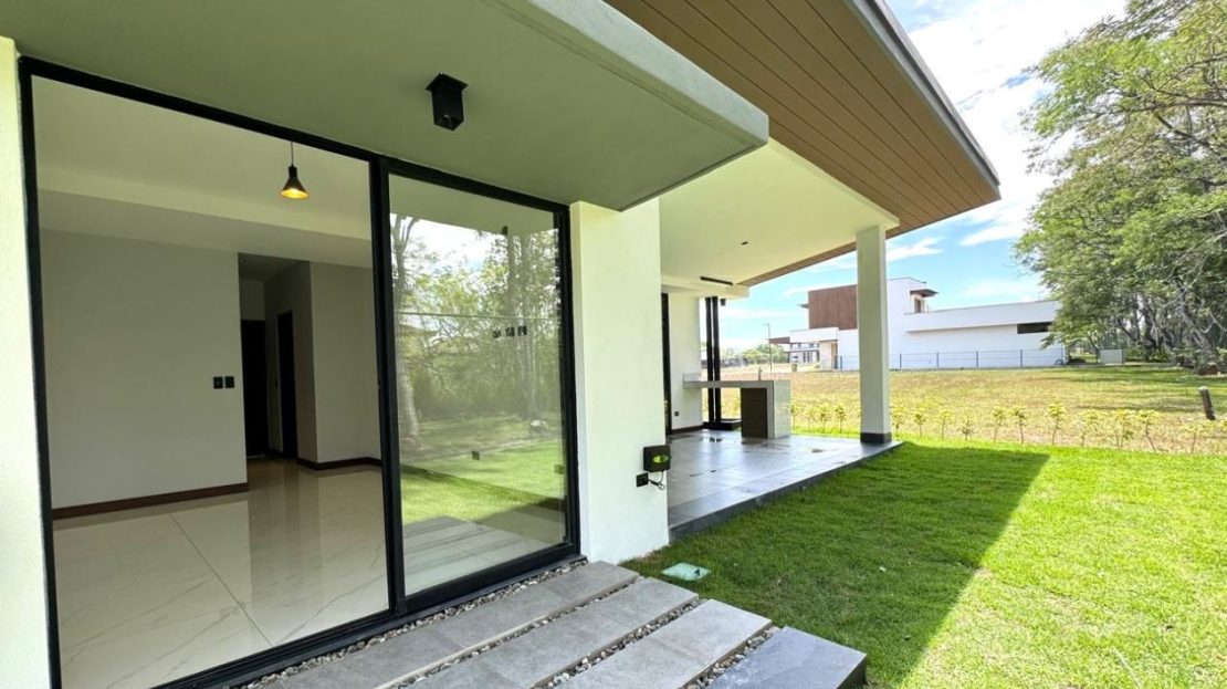 Costa Rica Real Estate