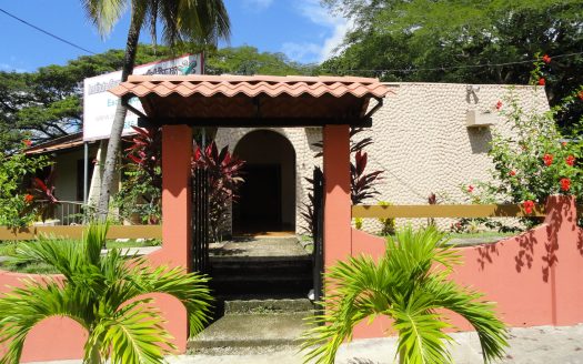 5-Bedroom Home in Nicoya Center with Commercial Potential