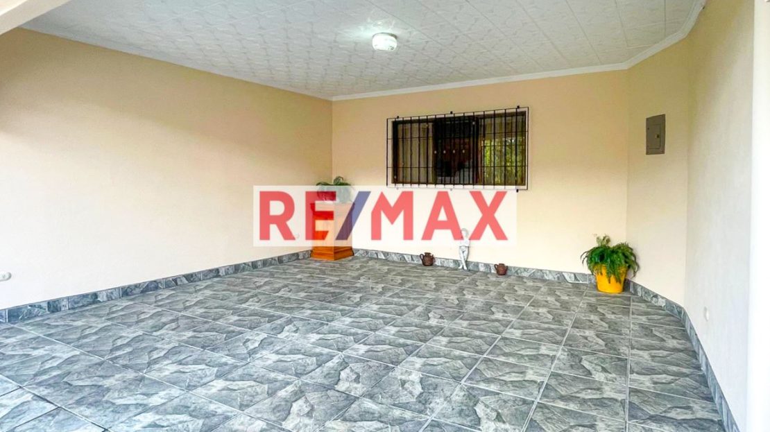 House for Sale in Private Residential Community | Move-In Ready