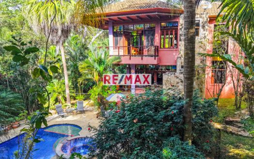 One-of-a-Kind Luxury Home with Pool for Sale in Naranjo, Costa Rica